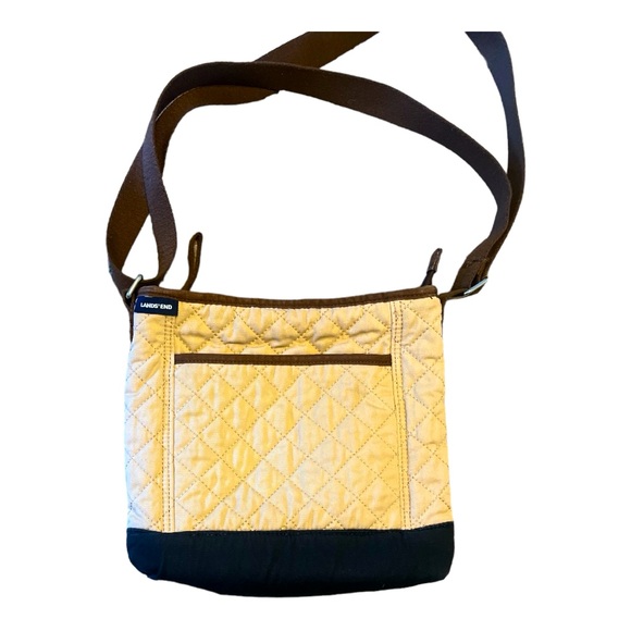 Lands' End Handbags - Lands’ End Quilted Crossbody with Adjustable Strap w/front pocket